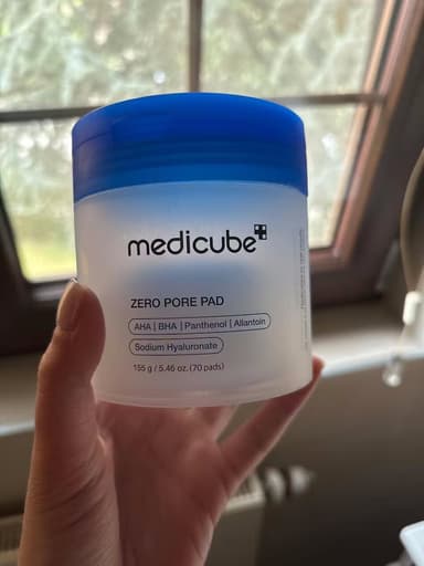 Medicube Zero Pore Pad — 70 pads, sealed